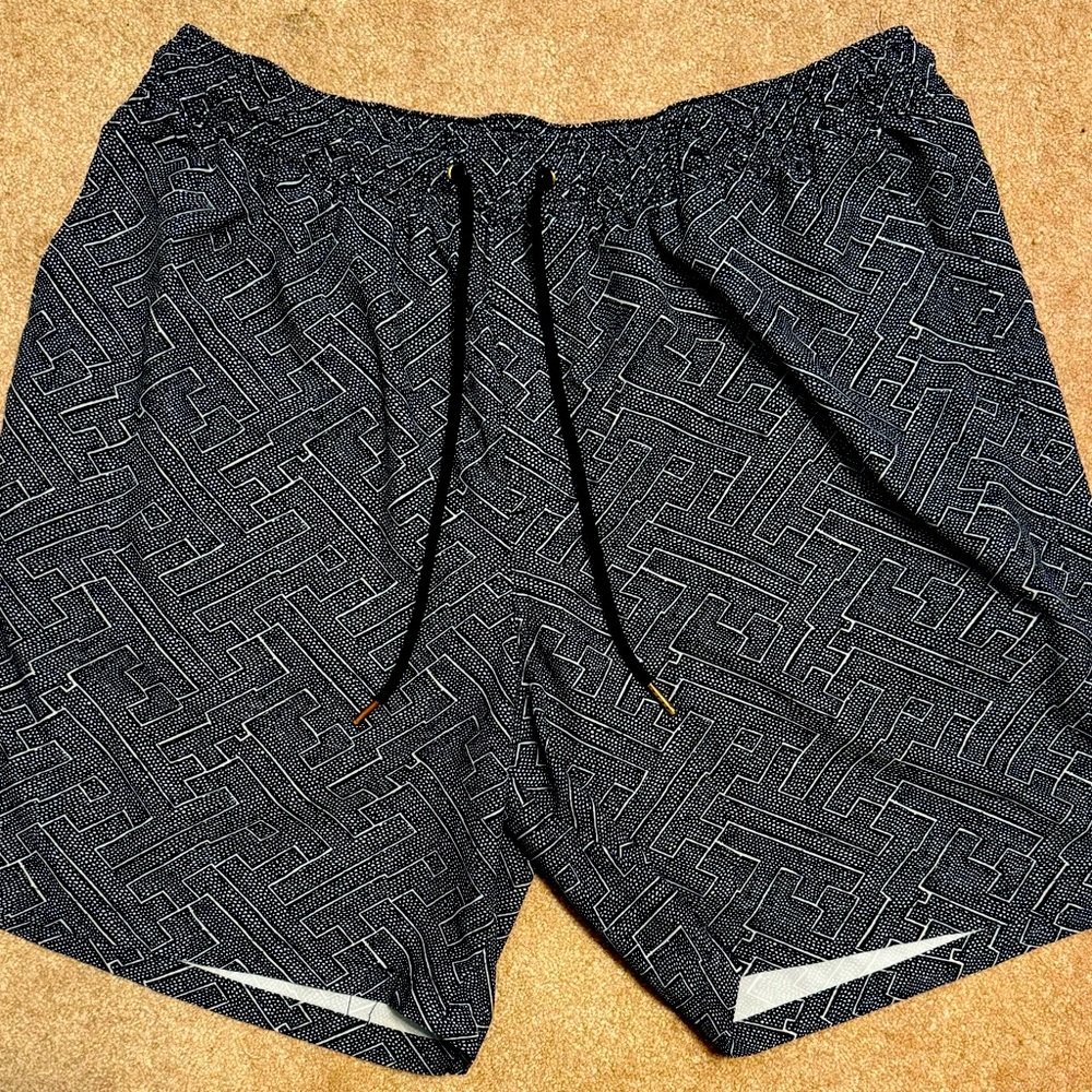 Goodfellow & Co Swim Trunks Size XL Gray Pattern Design